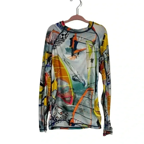 Molo Neptune Long Sleeve UV Rashguard Swim Shirt in Windsurfers 134-140/US9-10 - Picture 3 of 9